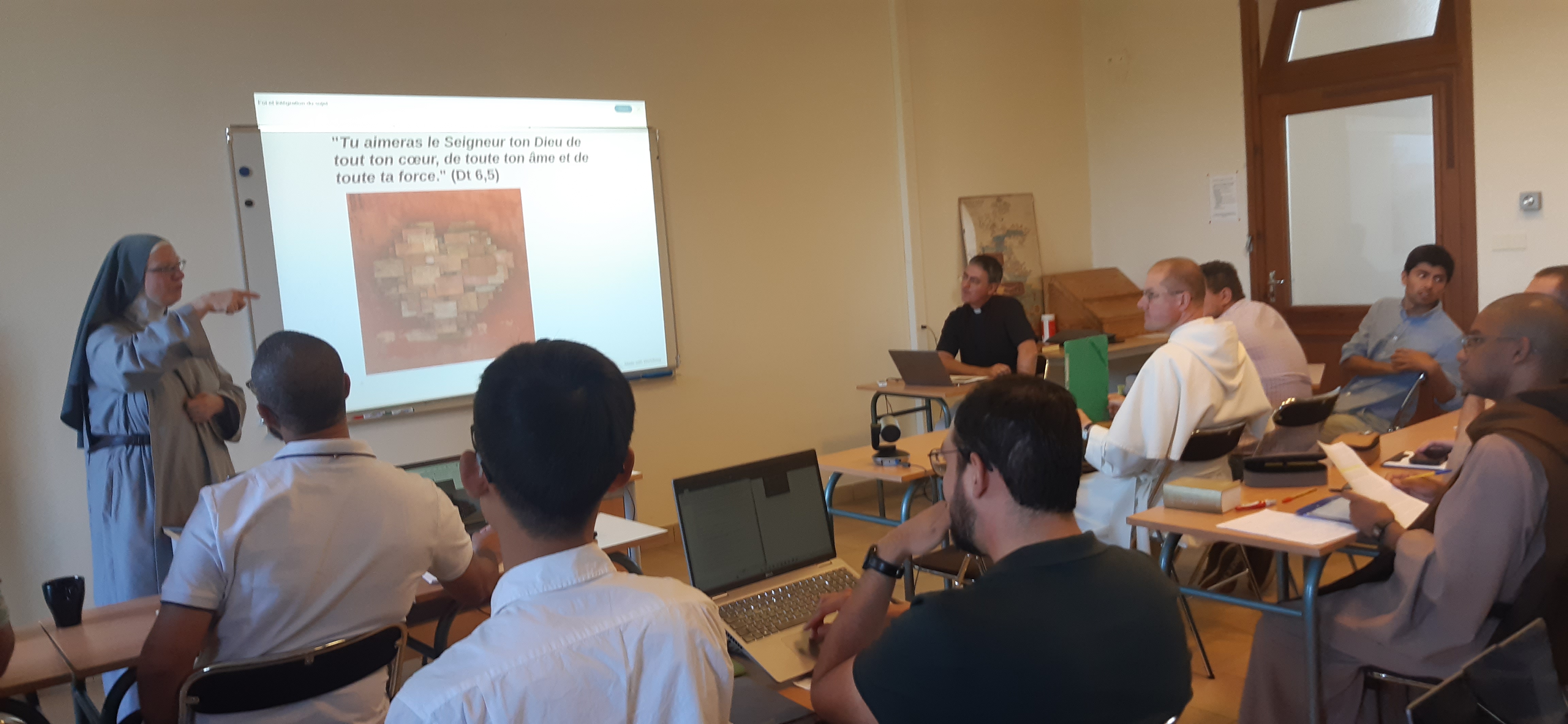 Échange à la suite de l'intervention du P. Laurent Ortega sur l'anthropologie de S. Jean de la Croix.